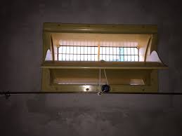 دریچه اینلت مرغداری