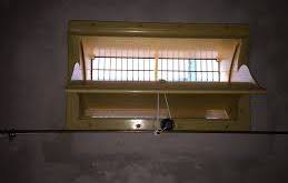 دریچه اینلت مرغداری